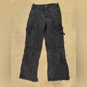 Black lightweight cargo pants from American eagle.